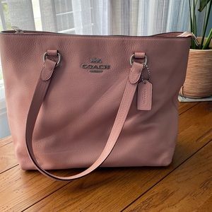 Coach medium shoulder bag.  Barely used, if ever.